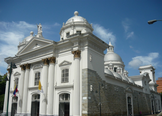 Basilica Menor de Santa Teresa Foto @ caracasarquitecturaehistoria